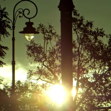 Kwadrat Przy Stalowej * Varsavia